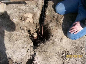 towers/groundrodinstall.JPG